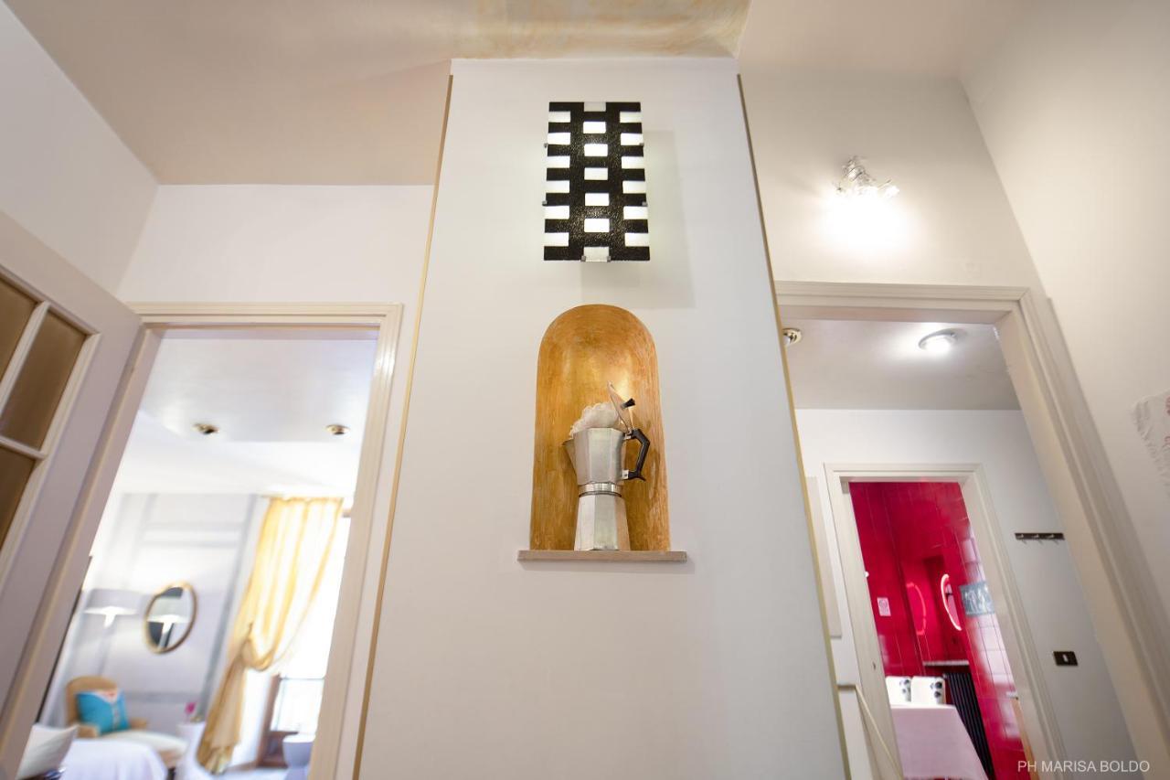 Billie'S Flat Red - Art & Design Apt In Verona Historic Centre Zewnętrze zdjęcie