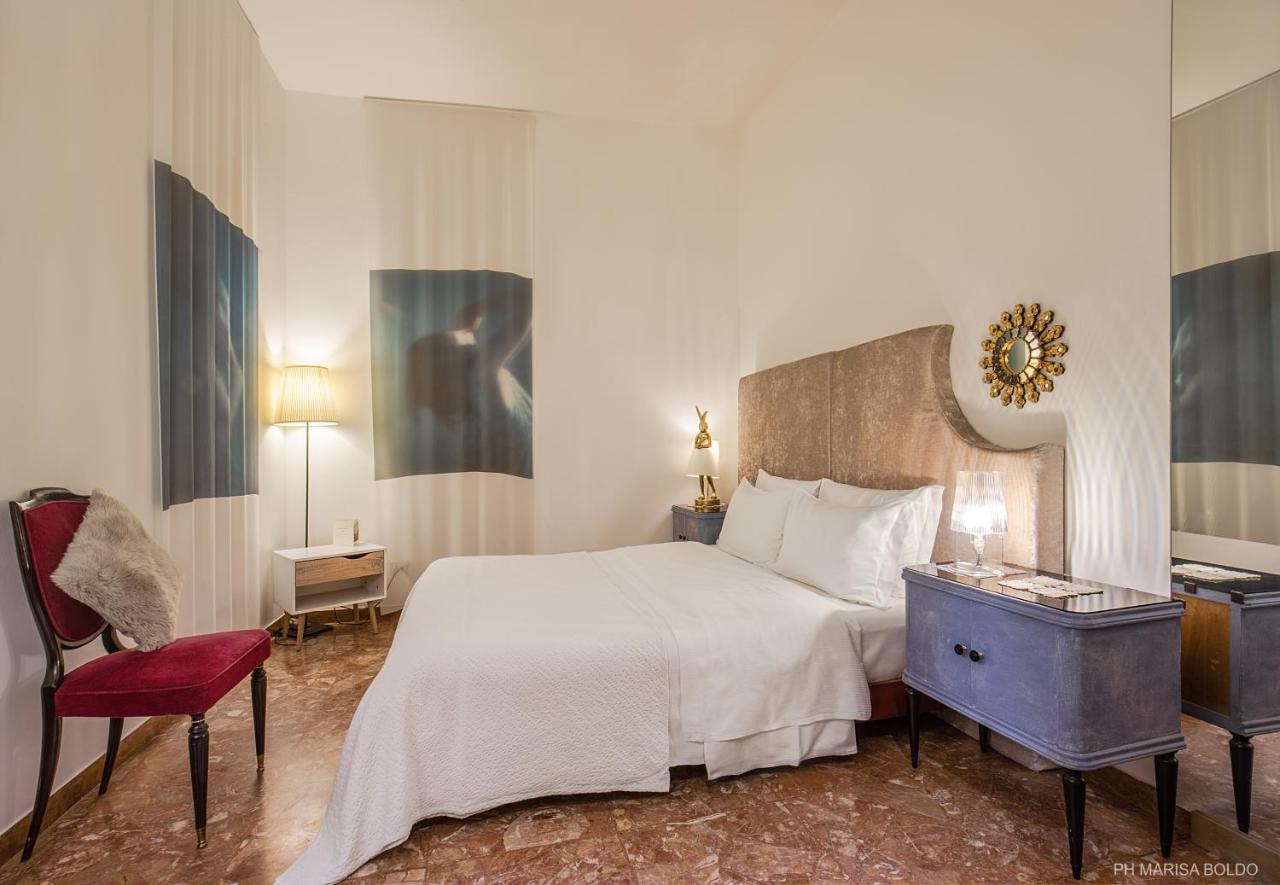 Billie'S Flat Red - Art & Design Apt In Verona Historic Centre Zewnętrze zdjęcie