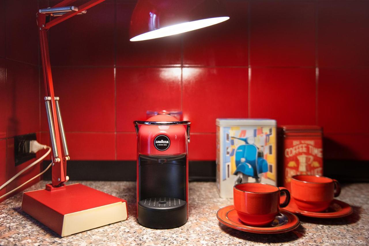 Billie'S Flat Red - Art & Design Apt In Verona Historic Centre Zewnętrze zdjęcie